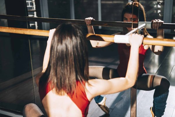 les bienfaits de la barre au sol dans votre programme de fitness